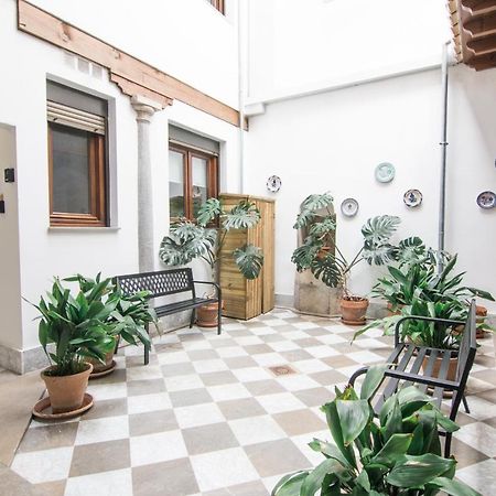 Ferienwohnung Tuguest Plaza De Gracia Granada Exterior foto