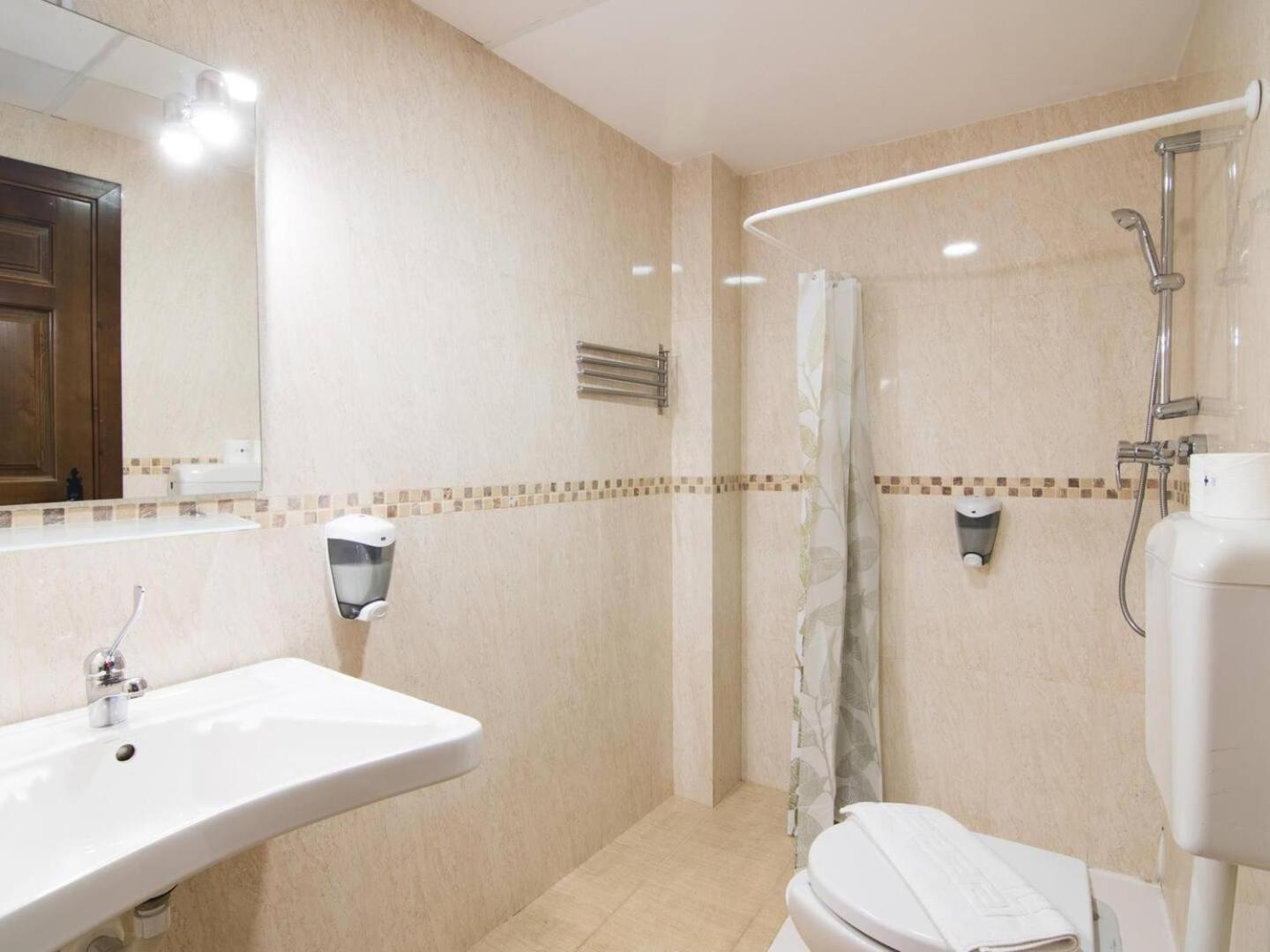 Ferienwohnung Tuguest Plaza De Gracia Granada Exterior foto