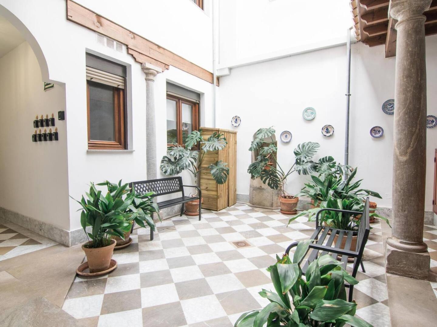 Ferienwohnung Tuguest Plaza De Gracia Granada Exterior foto